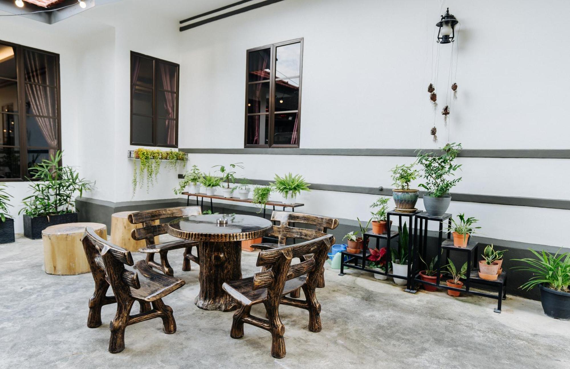 Wang'S Bnb 4 Bedrooms Villa George Town Exterior photo